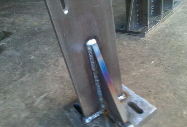 氩弧焊焊接无锡不锈钢板时，为什么会起泡？